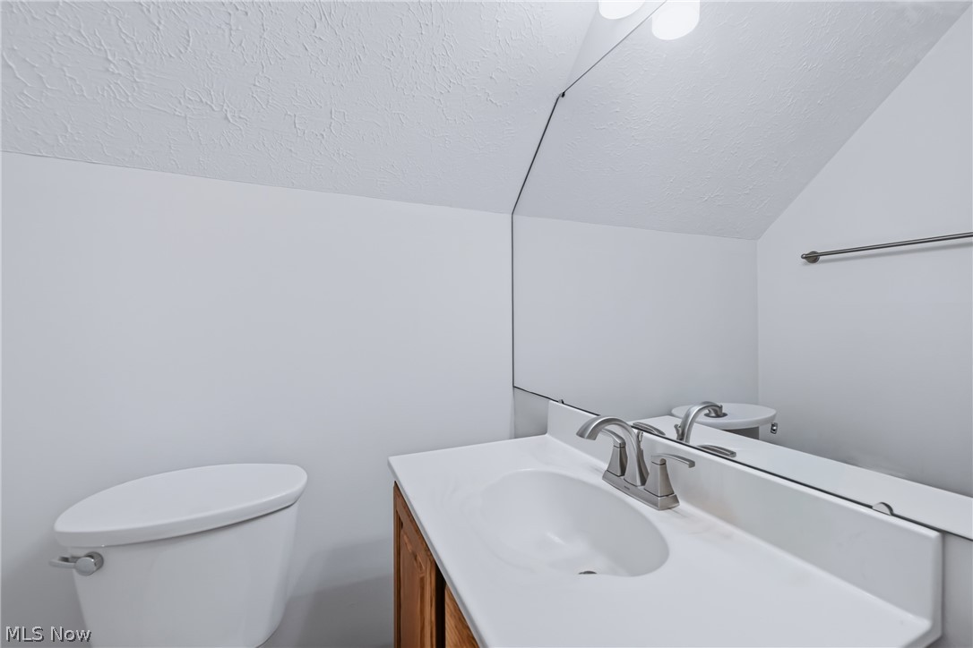 4874 Logan Way Hubbard OH 44425