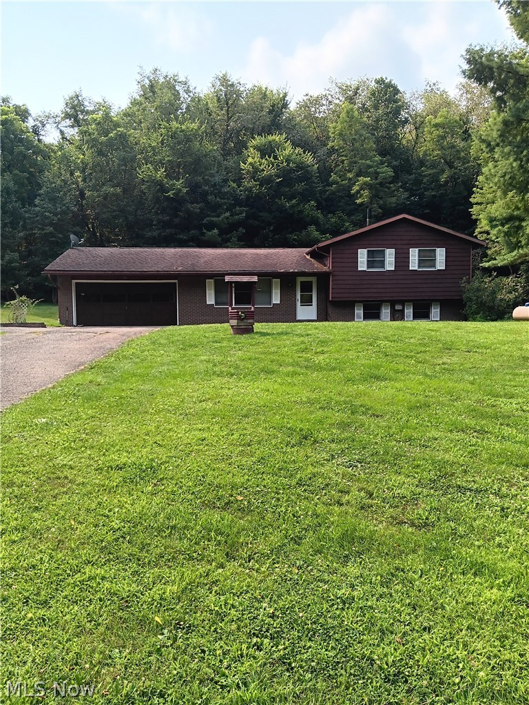 12670 Long Street Byesville OH 43723