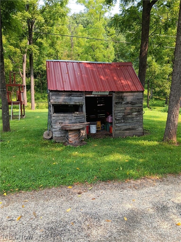 12670 Long Street Byesville OH 43723