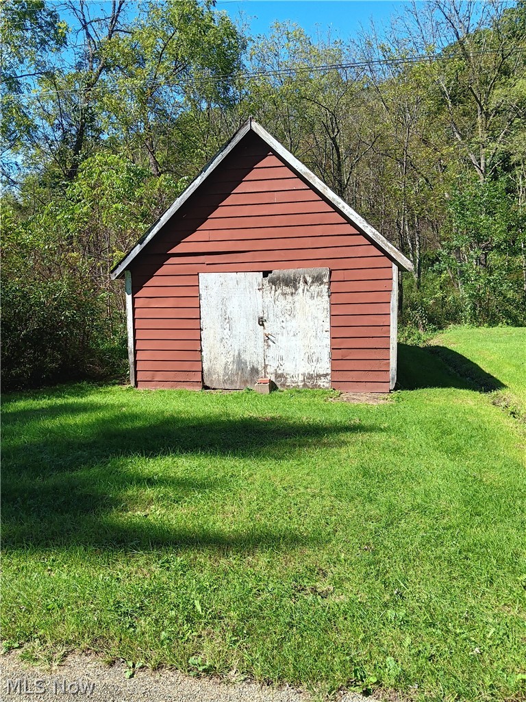 12670 Long Street Byesville OH 43723