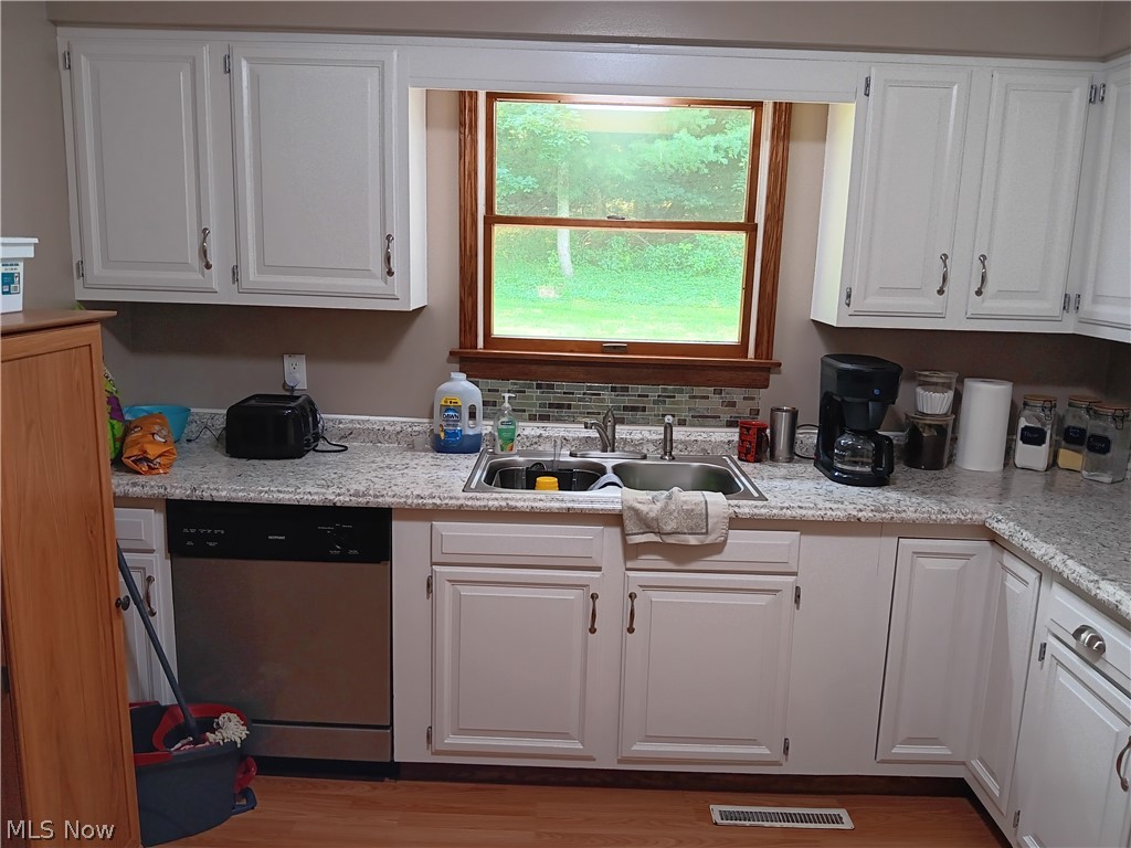 12670 Long Street Byesville OH 43723