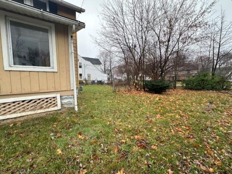 319 W 18th Street Lorain OH 44052