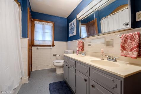 1429 Fulton Road NW Canton OH 44703