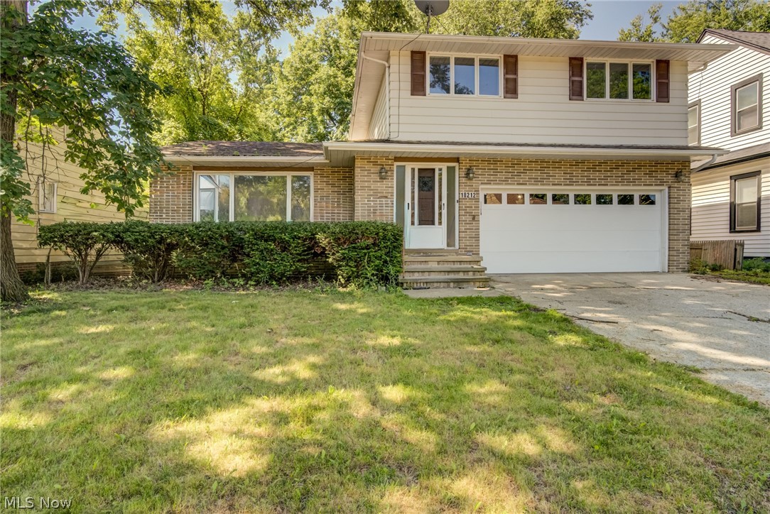 18212 Cornwall Road Cleveland OH 44119