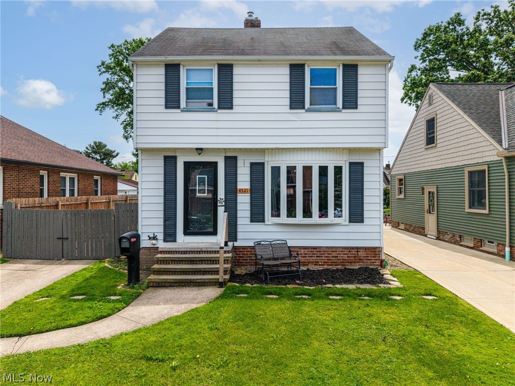 4521 Torrington Avenue Parma OH 44134