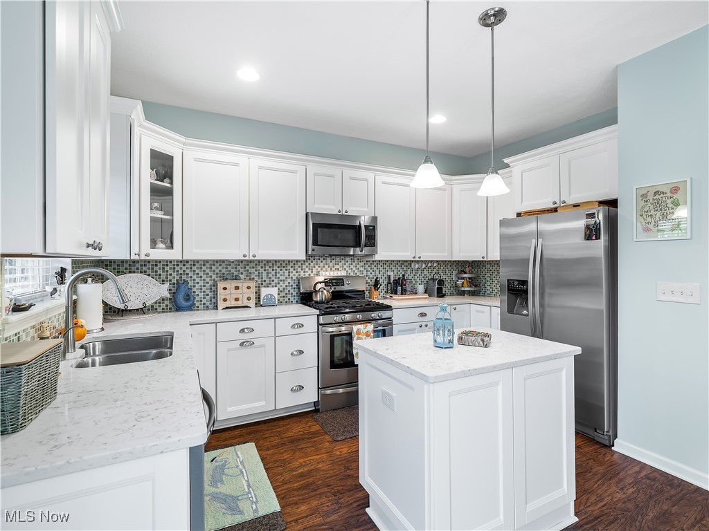 175 Vineyard Road Avon Lake OH 44012