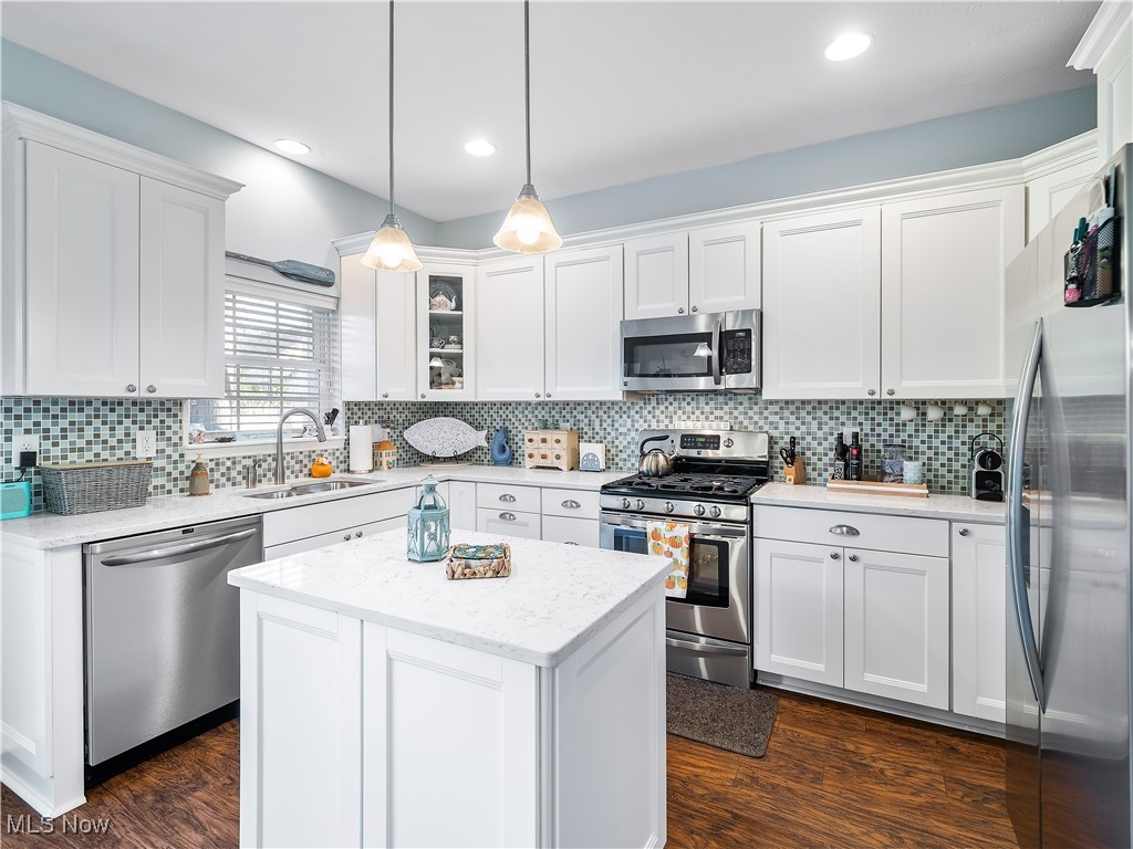 175 Vineyard Road Avon Lake OH 44012