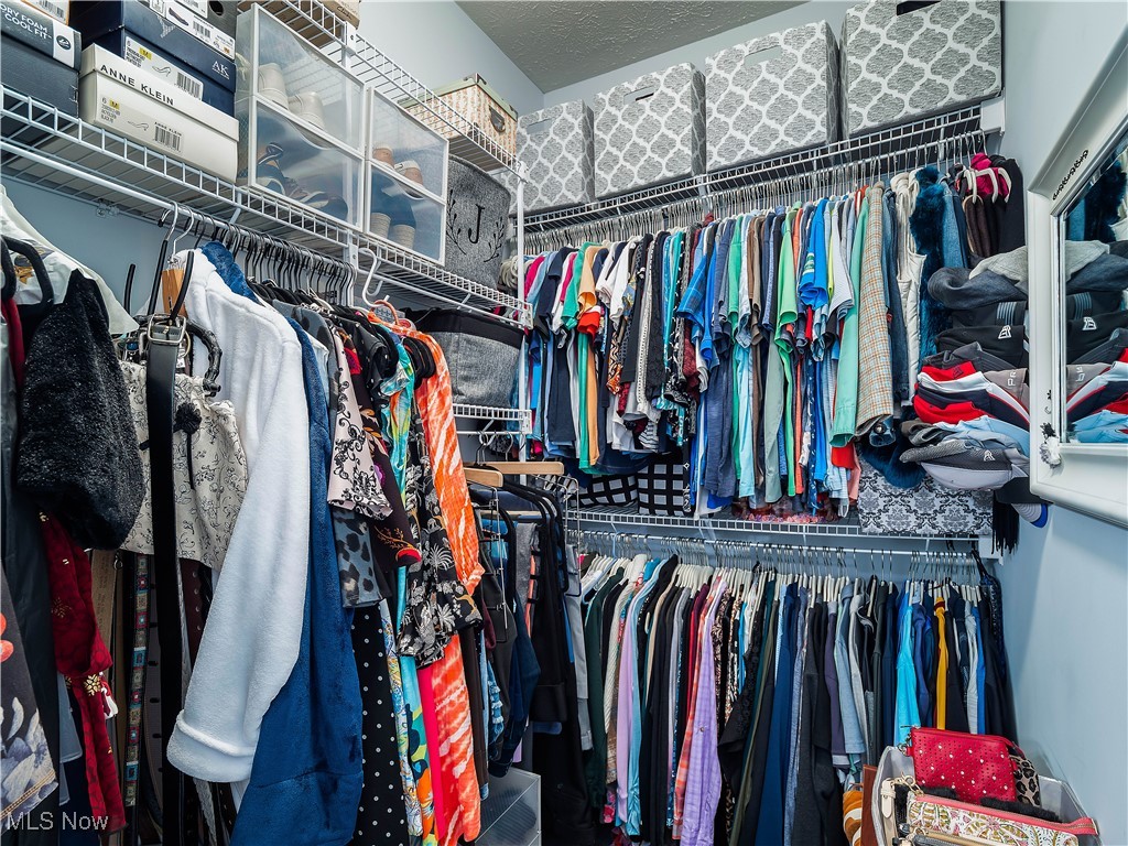 175 Vineyard Road Avon Lake OH 44012