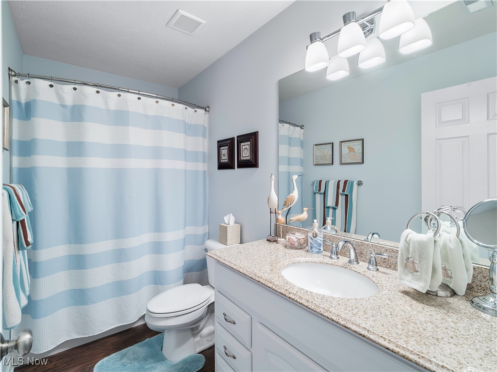 175 Vineyard Road Avon Lake OH 44012