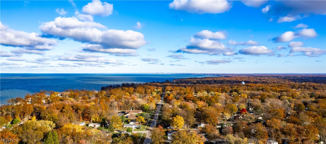 175 Vineyard Road Avon Lake OH 44012