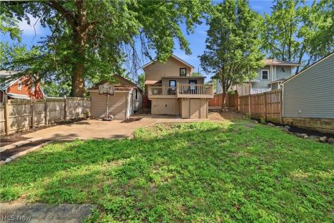 2564 Woodmere Avenue Akron OH 44312