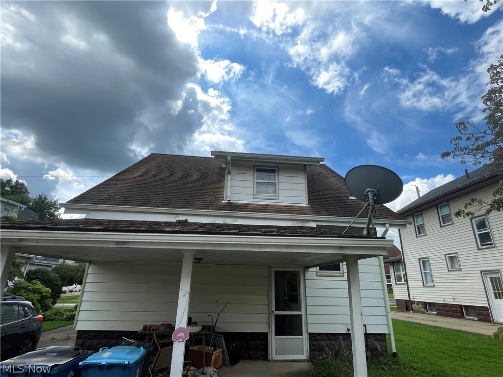 97 Creed Street Struthers OH 44471
