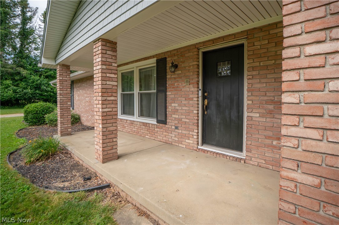 6125 Coyla Avenue NW Canal Fulton OH 44614