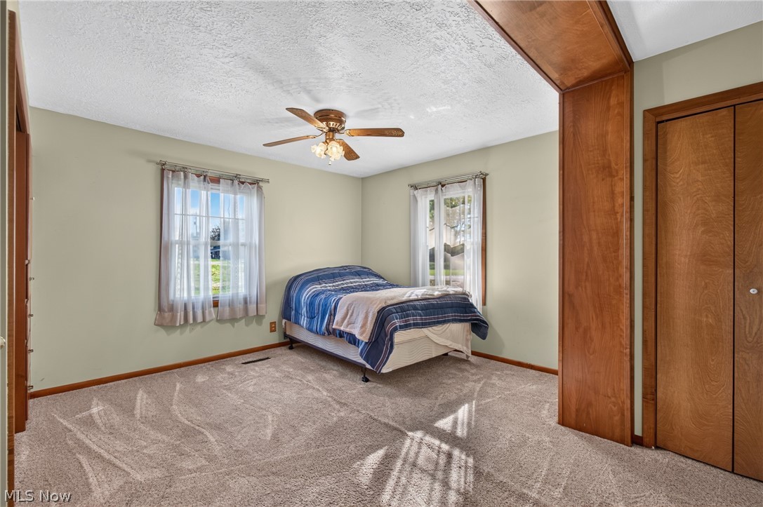 445 W 7th Street Zoar OH 44697