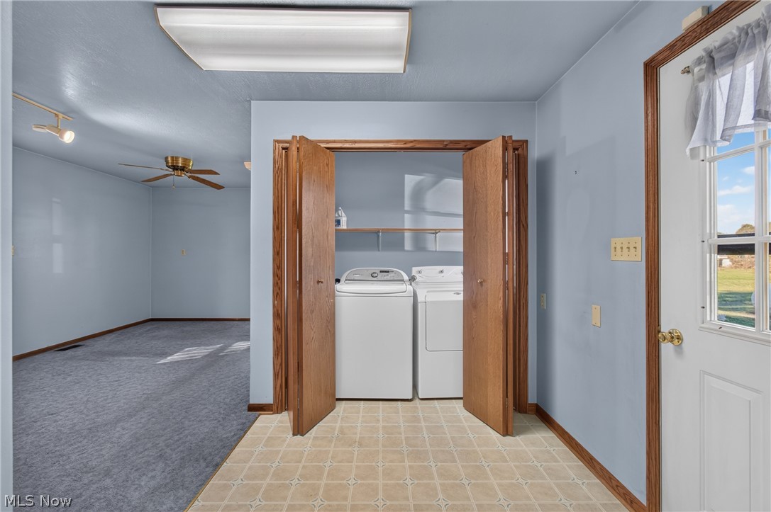 445 W 7th Street Zoar OH 44697