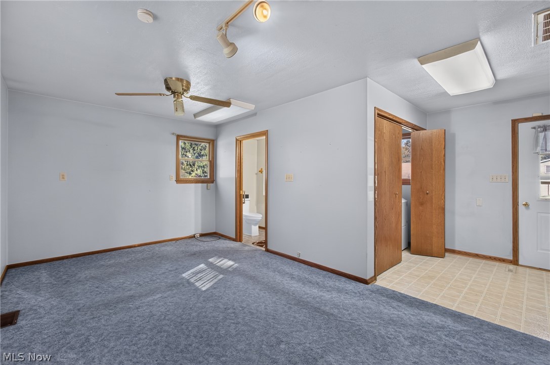 445 W 7th Street Zoar OH 44697