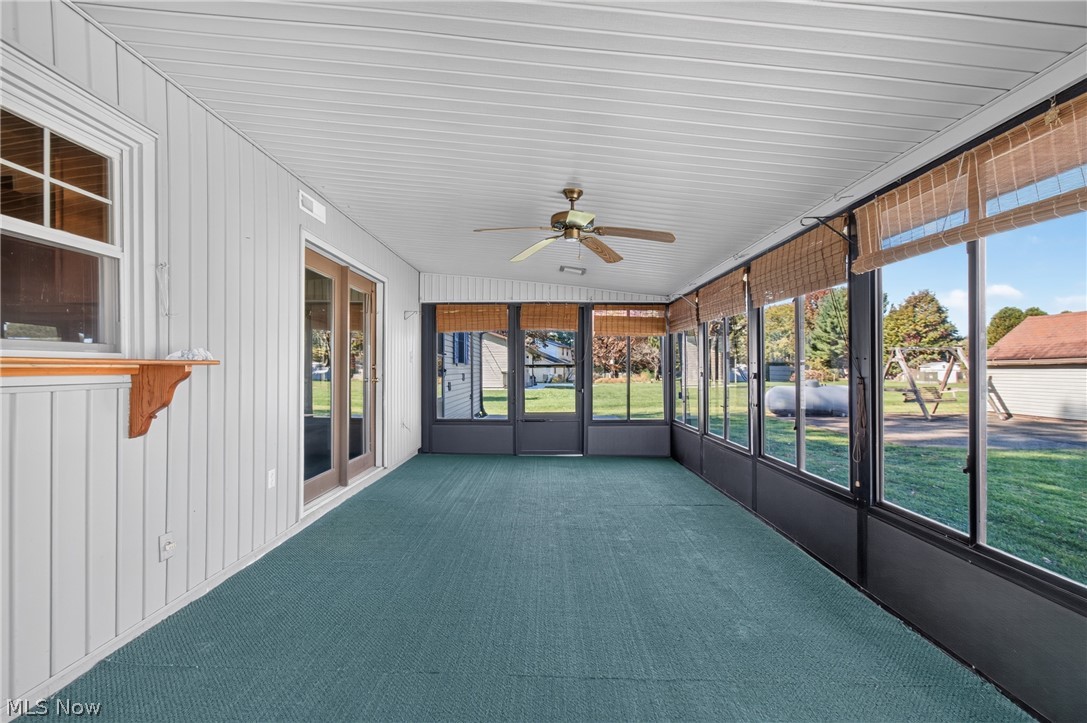 445 W 7th Street Zoar OH 44697
