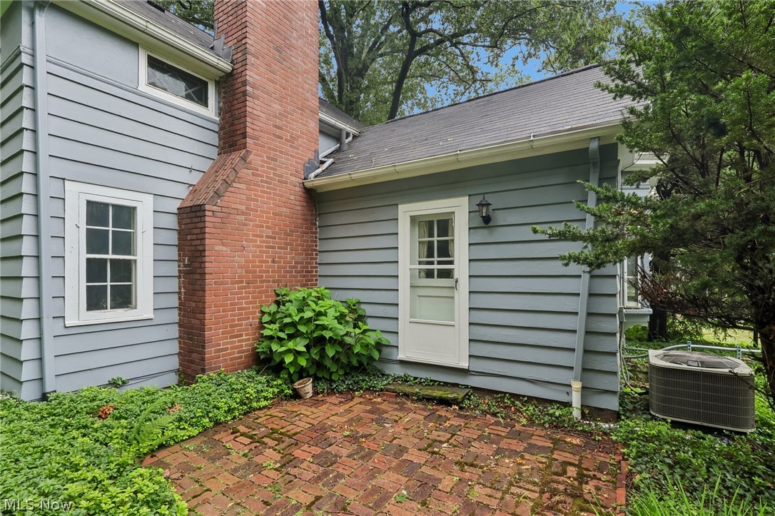 612 Ardleigh Drive Akron OH 44303