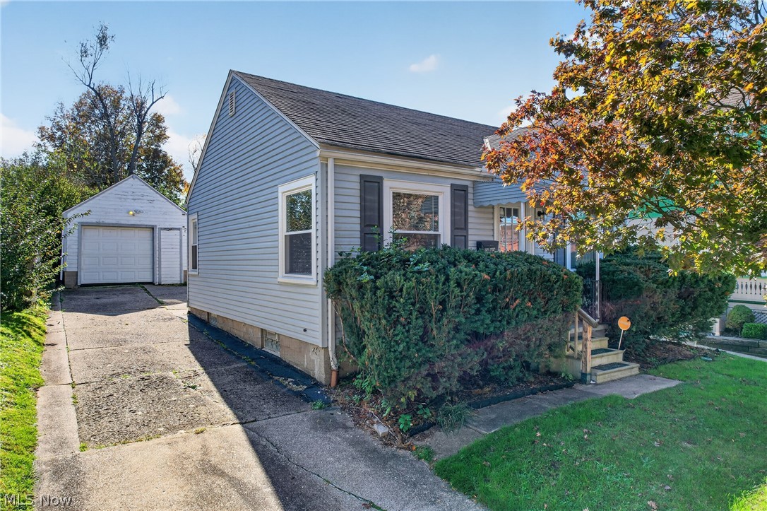 64 Palmetto Avenue Akron OH 44301