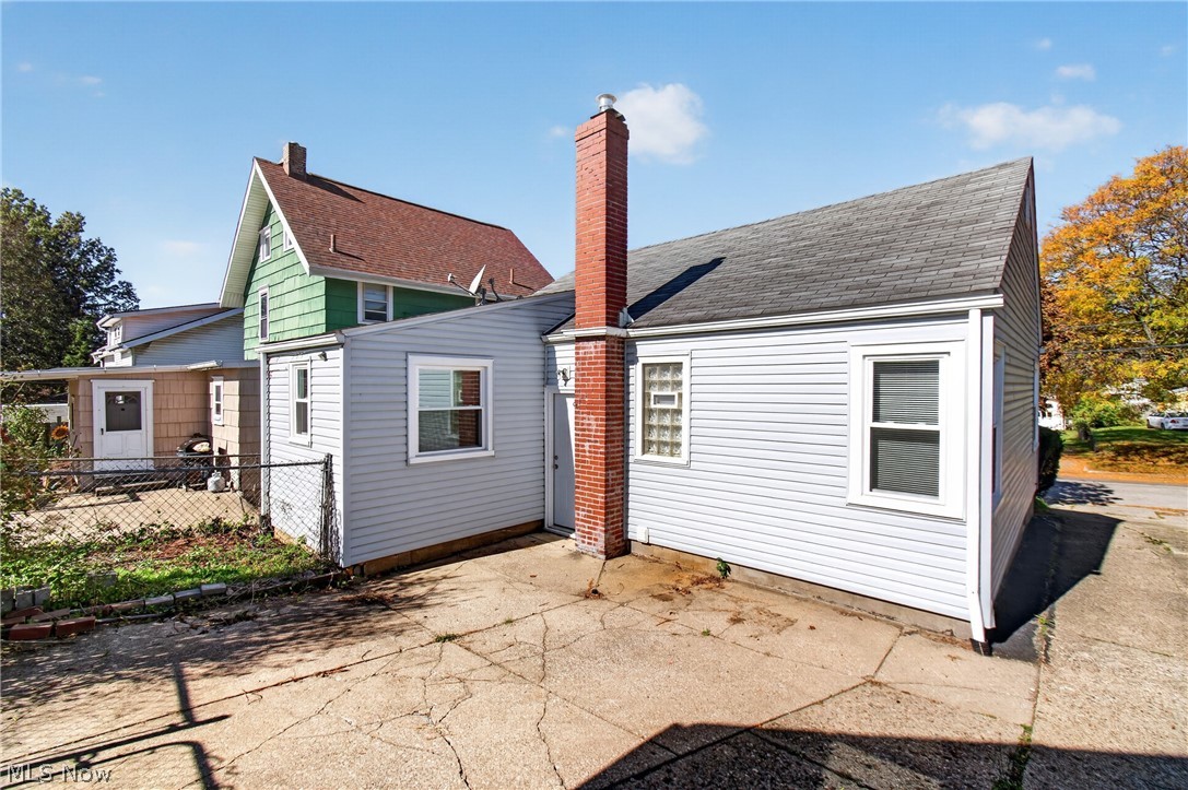 64 Palmetto Avenue Akron OH 44301