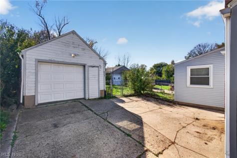 64 Palmetto Avenue Akron OH 44301