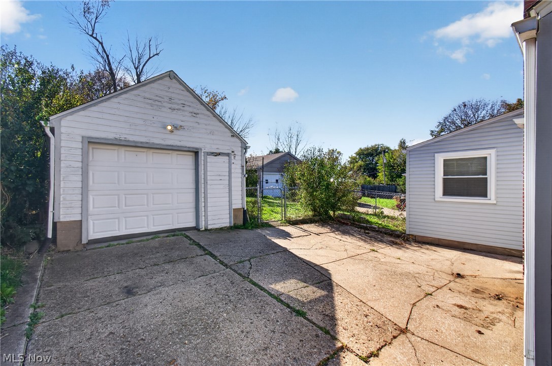 64 Palmetto Avenue Akron OH 44301