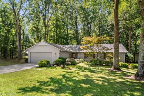 5184 N Barton Road North Ridgeville OH 44039