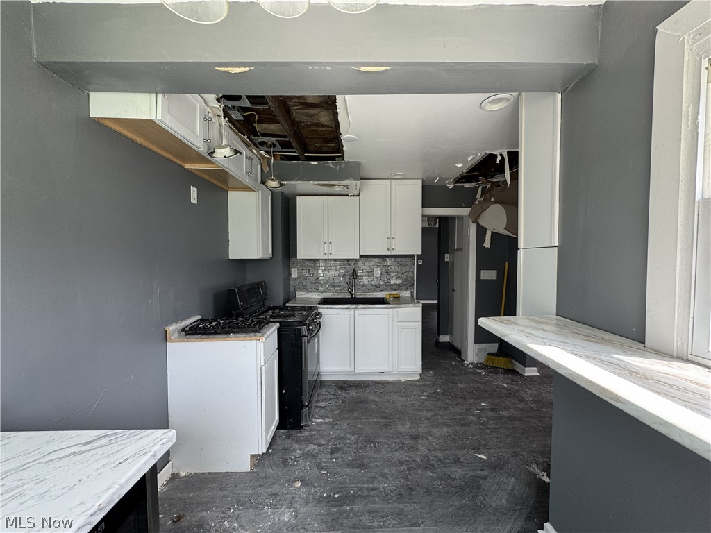 888 Medford Road Cleveland Heights OH 44121