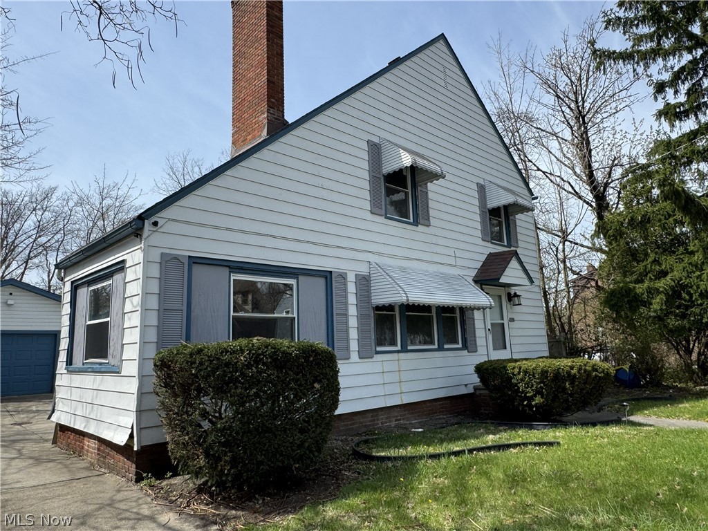 888 Medford Road Cleveland Heights OH 44121