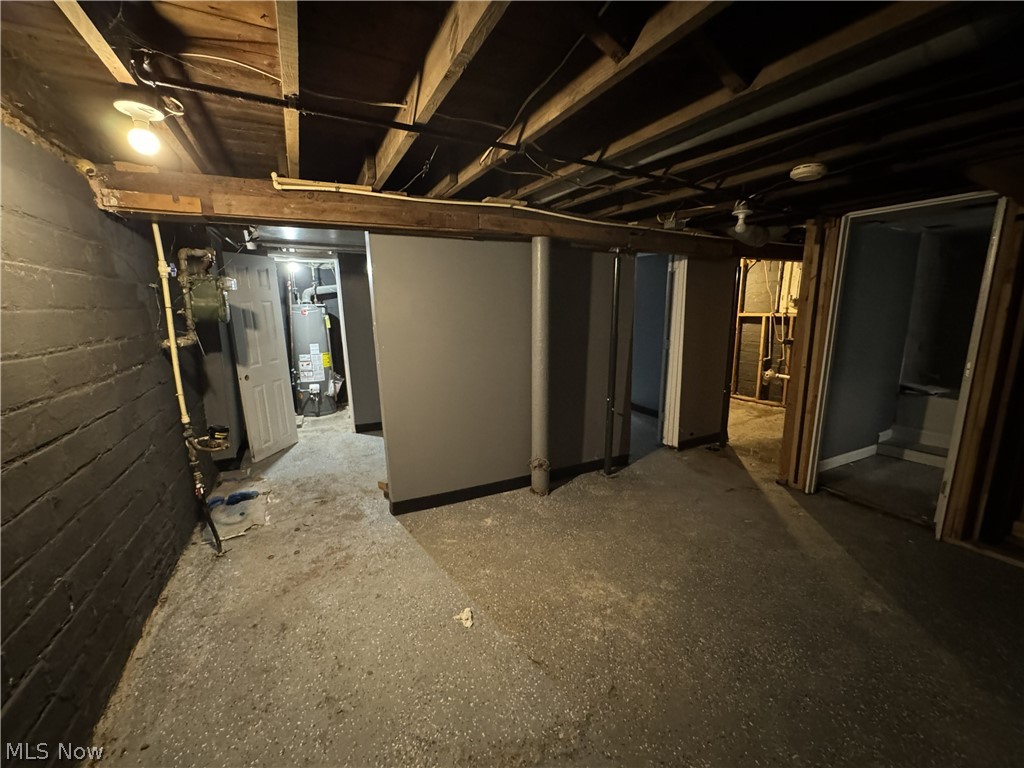 888 Medford Road Cleveland Heights OH 44121