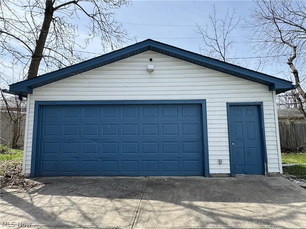 888 Medford Road Cleveland Heights OH 44121