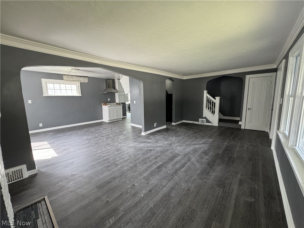 888 Medford Road Cleveland Heights OH 44121