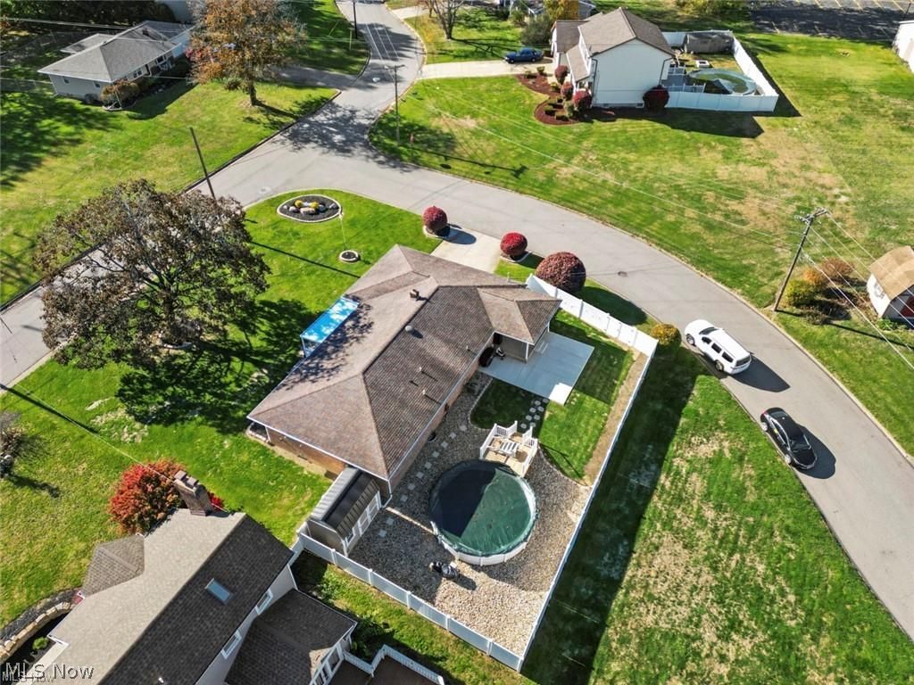 154 Rocky Ledge Drive Struthers OH 44471