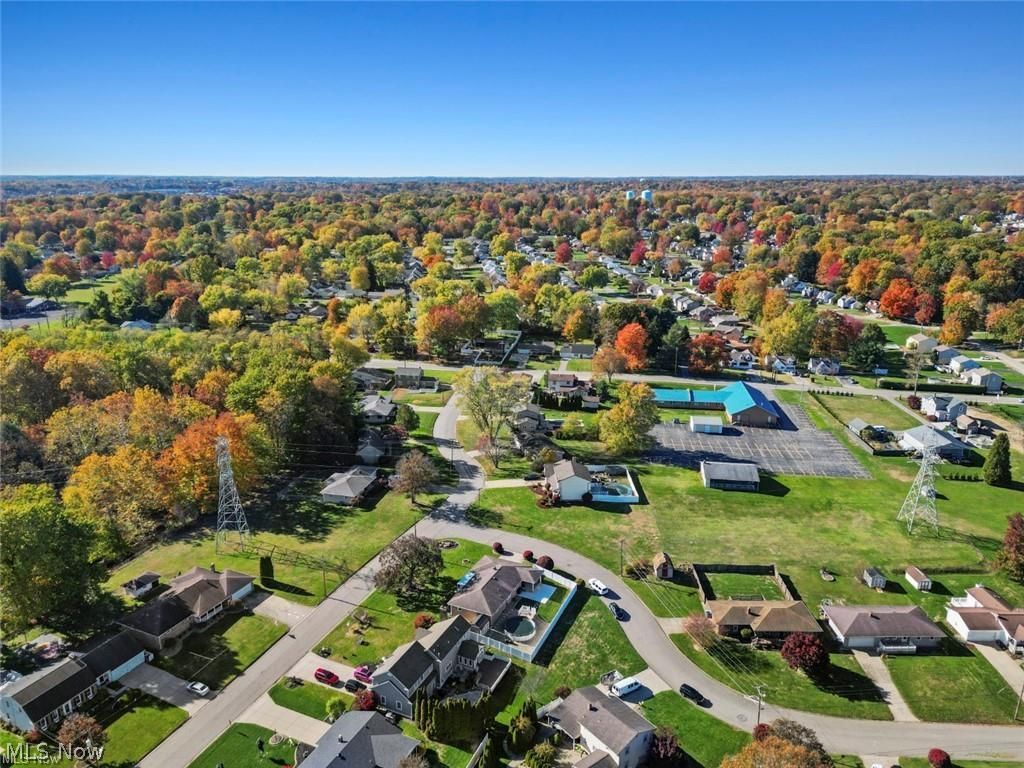 154 Rocky Ledge Drive Struthers OH 44471
