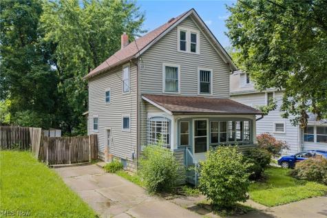 2240 12th Street SW Akron OH 44314