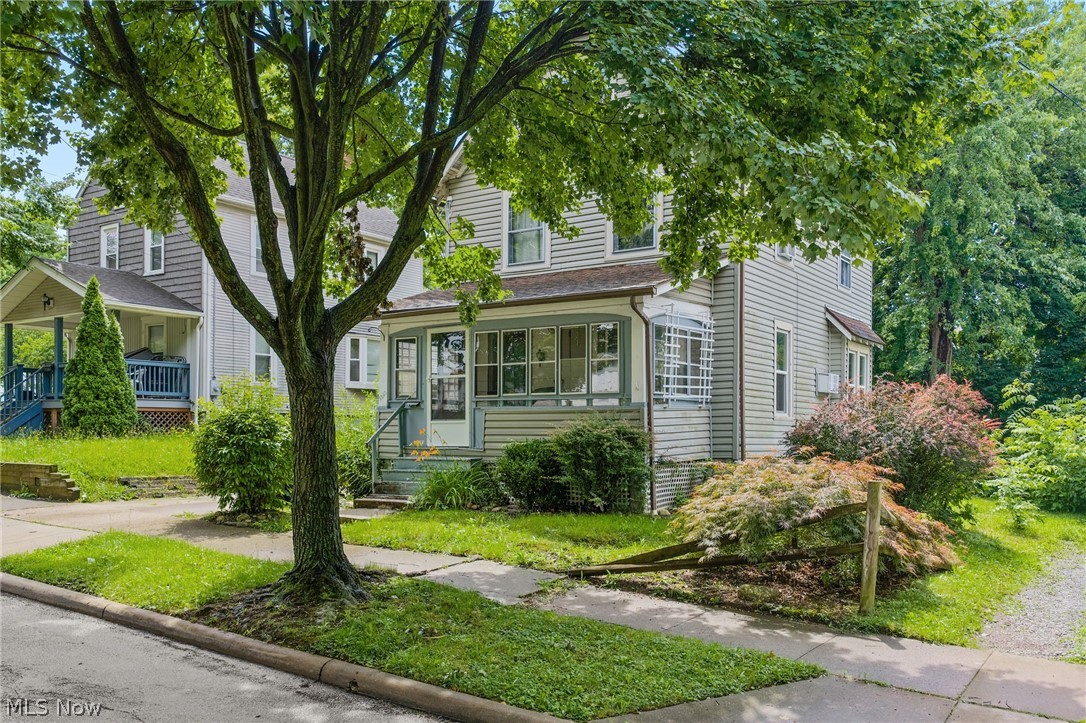2240 12th Street SW Akron OH 44314