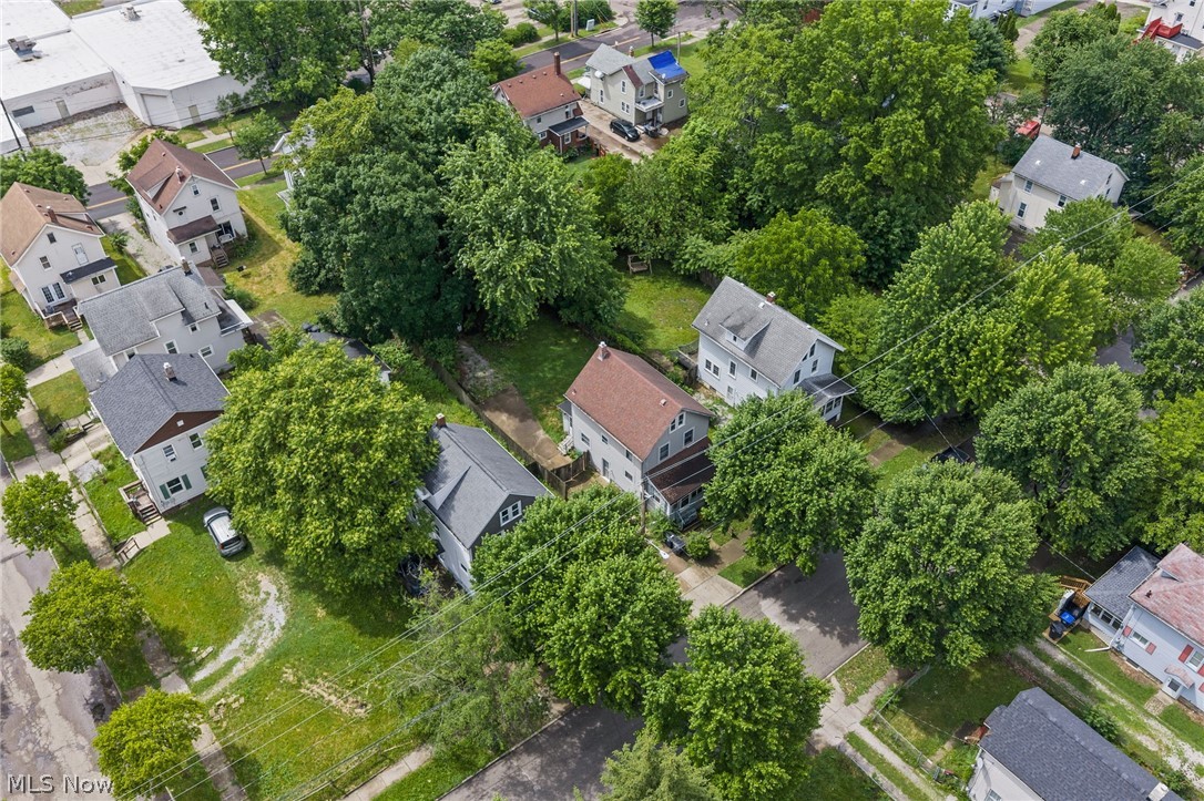 2240 12th Street SW Akron OH 44314