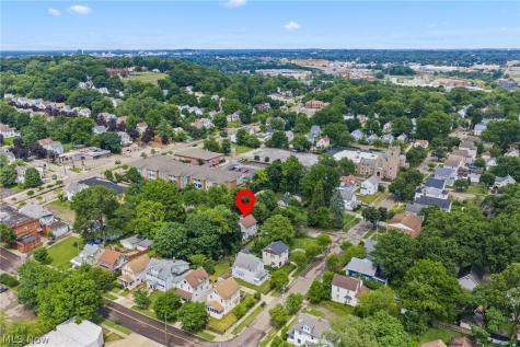 2240 12th Street SW Akron OH 44314