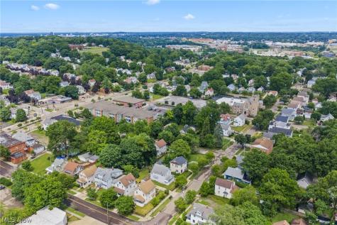 2240 12th Street SW Akron OH 44314