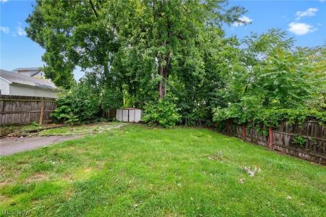 2240 12th Street SW Akron OH 44314