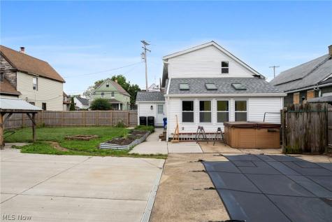 3538 Storer Avenue Cleveland OH 44109