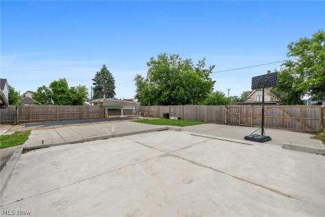 3538 Storer Avenue Cleveland OH 44109