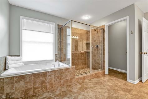 33564 Augusta Way Avon OH 44011