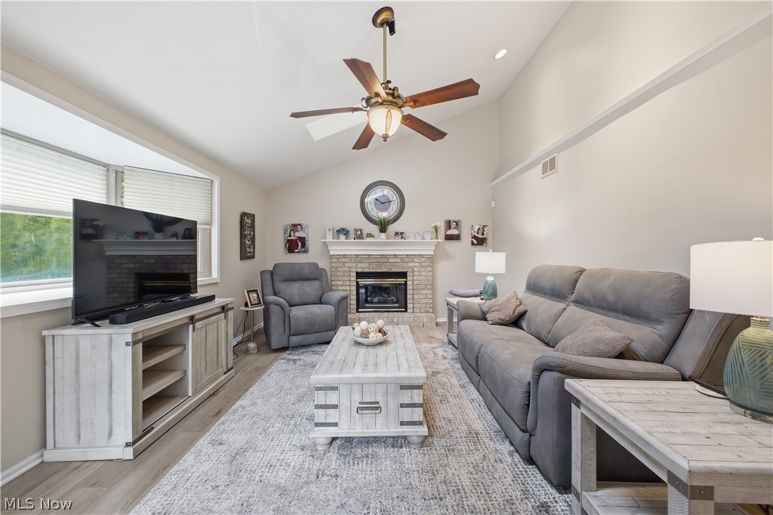 1208 Cedarwood Drive Mineral Ridge OH 44440