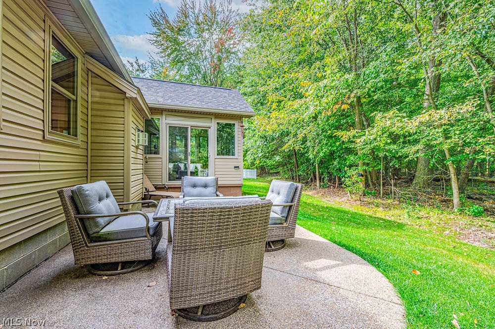149 Lucretia Lane Columbiana OH 44408