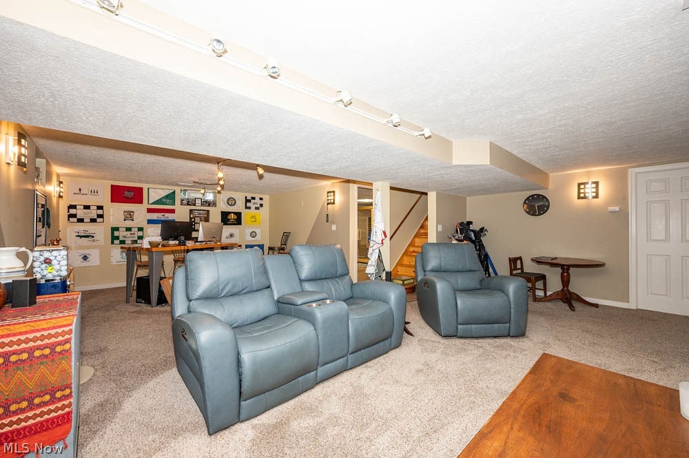 149 Lucretia Lane Columbiana OH 44408