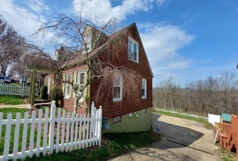 319 Westwood Drive Steubenville OH 43953