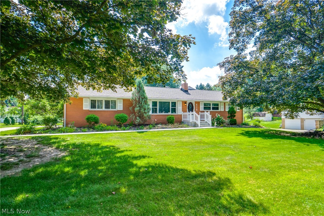 4710 Brunnerdale Avenue NW Canton OH 44718