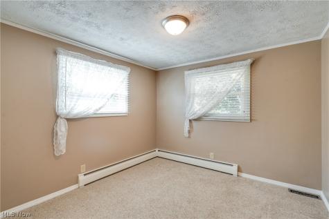 4710 Brunnerdale Avenue NW Canton OH 44718