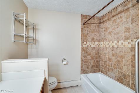 4710 Brunnerdale Avenue NW Canton OH 44718